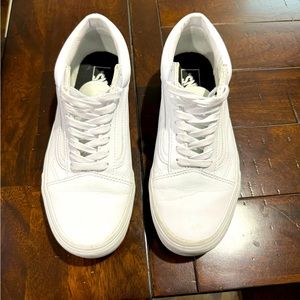 Men’s white leather Vans